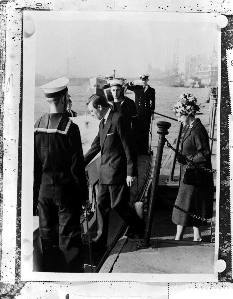 Prinses Margaret en Anthony Armstrong Jones aan boord Otago, Bestanddeelnr 911-7814