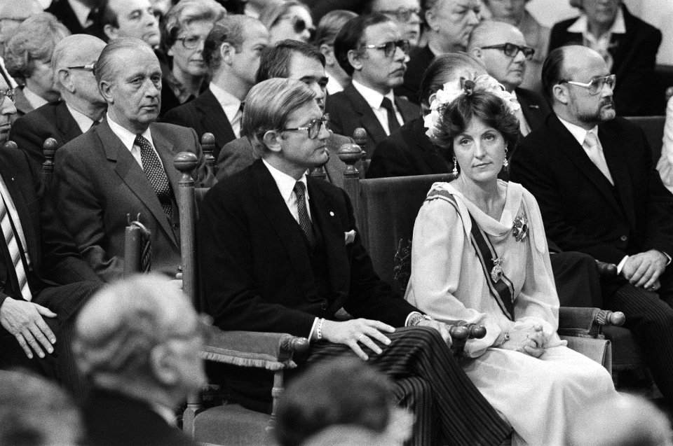 Prinses Margriet (r) met Pieter van Vollenhoven tijdens de troonrede, Bestanddeelnr 931-0221