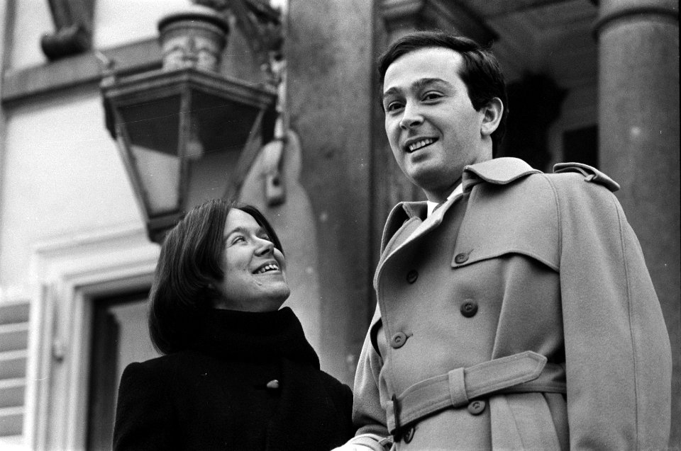 Prinses Christina verloofd met Jorge Guillermo Prinses Christina en Jorge Guil, Bestanddeelnr 927-7573