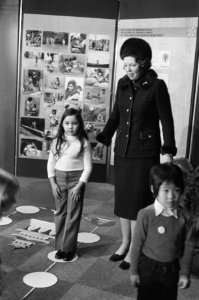 Prinses Beatrix opent tentoonstelling Spel en Speelgoed uit de Gehele Wereld i, Bestanddeelnr 930-1045