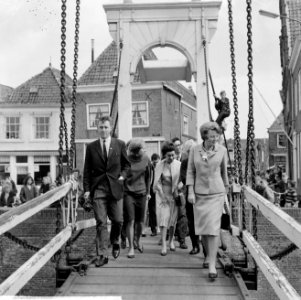 Prinses Beatrix vergadering bijgewoond in de Dromedaris Enkhuizen, de Prinses ga, Bestanddeelnr 916-4138