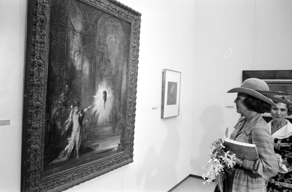 Prinses Beatrix opent tentoonstelling Symbolisme in Europa in Rotterdam Prins, Bestanddeelnr 928-2701