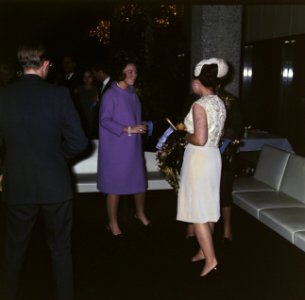 Prinses margriet en pieter van vollenhove in ondertrouw, Bestanddeelnr 254-7744