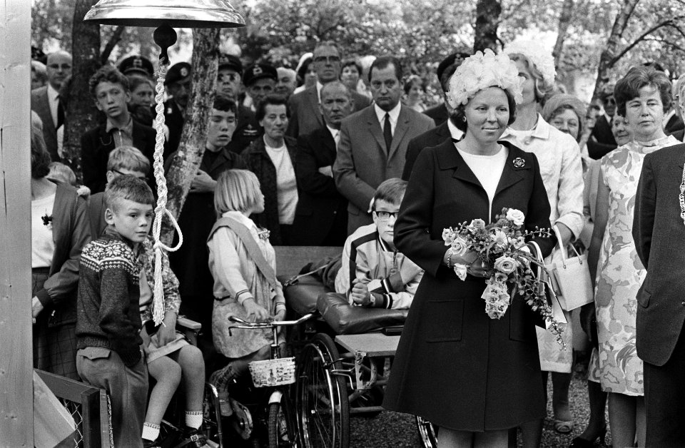 Prinses Beatrix tijdens het bezoek, Bestanddeelnr 922-5628