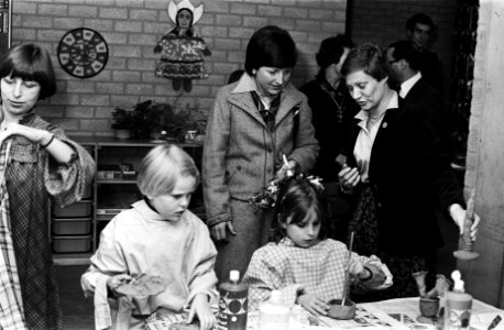 Prinses Margriet opent kinderdagverblijf De Kabouterberg Prinses Margriet be, Bestanddeelnr 929-9862