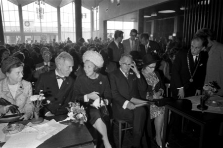 Prinses Beatrix woont 40-jarig bestaan van Nederlandse Speeltuin Organisatie bij, Bestanddeelnr 925-0013