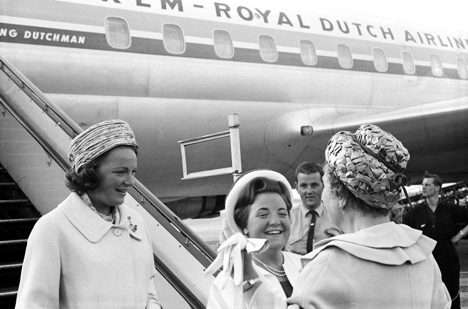 Prinsessen Irene en Margriet terug uit de West, opgewach door hun moeder op Schi, Bestanddeelnr 914-1706