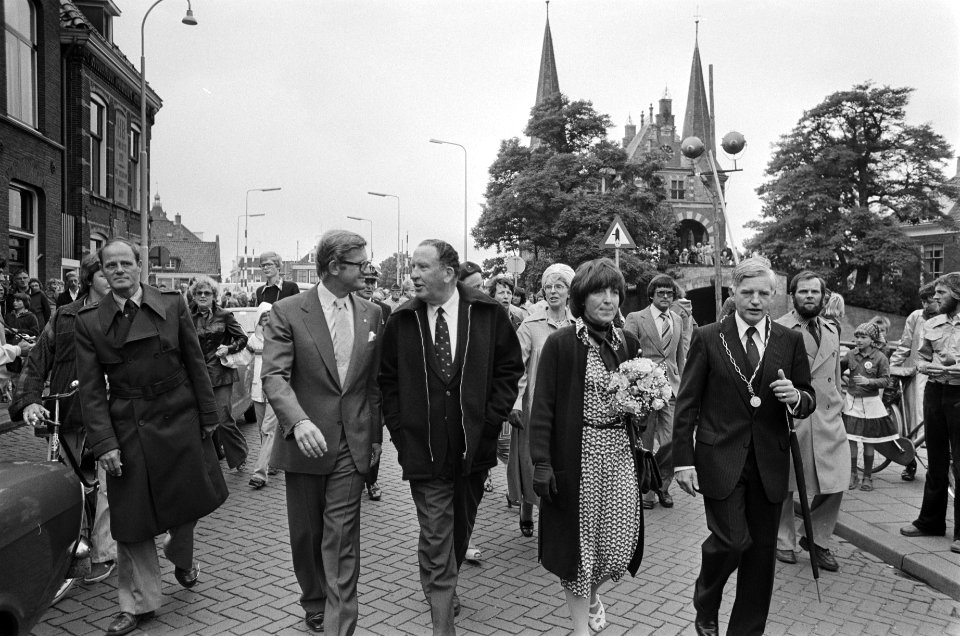 Prinses Margriet en Pieter van Vollenhoven wonen Sneekweek bij, Bestanddeelnr 929-8433