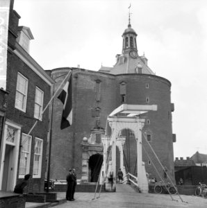 Prinses Beatrix vergadering bijgewoond in de Dromedaris Enkhuizen, Bestanddeelnr 916-4140
