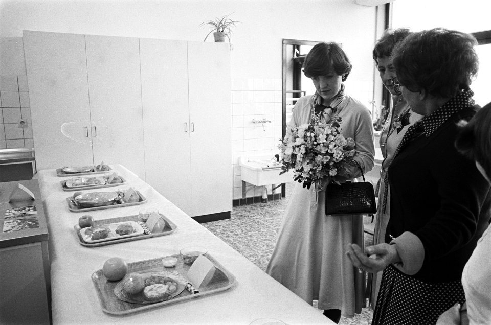 Prinses Margriet opent Academie de Laan in Den Haag Prinses Margriet tijdens r, Bestanddeelnr 929-5791