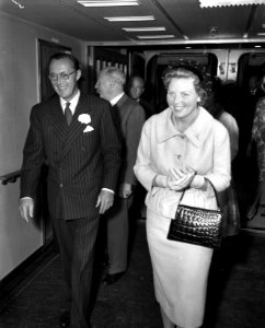 Prinses Beatrix vertrekt per Rotterdam naar Amerika, Bestanddeelnr 910-6423