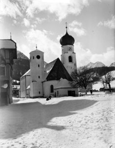 Prinsesjes en Prins Bernhard in Tirol, Bestanddeelnr 903-2308
