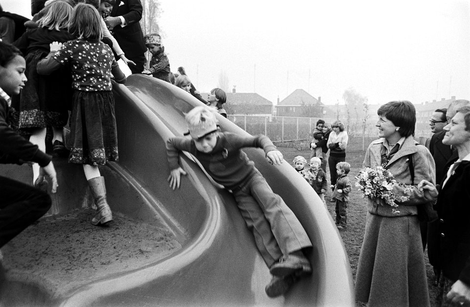 Prinses Margriet opent kinderdagverblijf De Kabouterberg Prinses Margriet be, Bestanddeelnr 929-9866