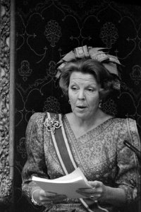 Prinsjesdag, Ridderzaal Koningin Beatrix leest troonrede, Bestanddeelnr 934-3173