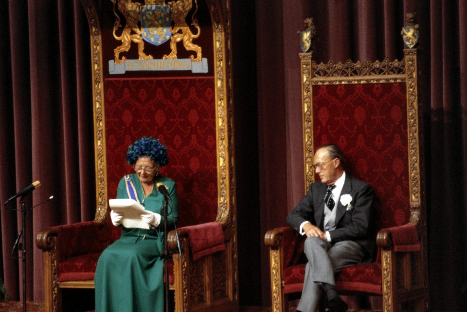 Prinsjesdag (opening Staten Generaal ) 1979 koningin Juliana tijdens lezen van , Bestanddeelnr 253-8126