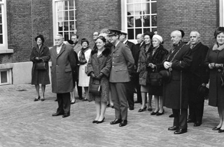 Prinses Margriet en Pieter van Vollenhoven in Schiedam voor en in Gemeente Museu, Bestanddeelnr 919-8990