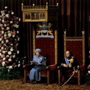 Prinsjesdag, opening Staten Generaal Koninklijk Paar tijdens voorlezen Troonre, Bestanddeelnr 254-9316