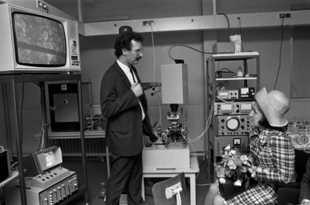 Prinses Margriet opent nieuw lab van Academisch Ziekenhuis in Amsterdam, Margrie, Bestanddeelnr 926-2646
