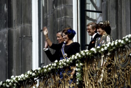 Prinsjesdag Koningin Beatrix en Prins Claus (en Prinses Margriet en mr. Pieter , Bestanddeelnr 253-8799