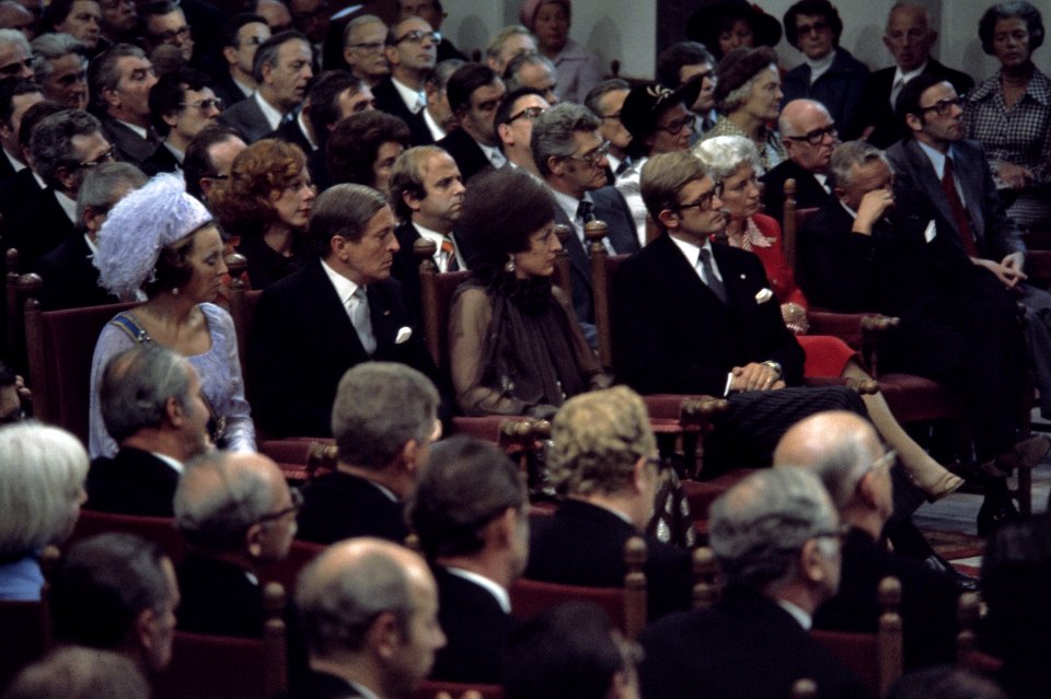 Prinsjesdag 1976 Prinsessen tijdens Troonrede, Bestanddeelnr 254-9888