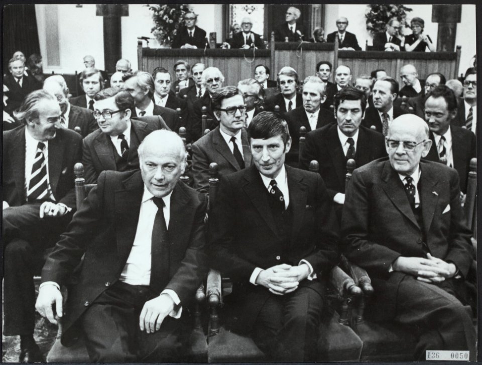 Prinsjesdag, het kabinet in de Ridderzaal, Bestanddeelnr 136-0050