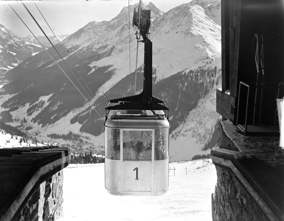 Prinsesjes in Tirol (Sankt Anton), Bestanddeelnr 903-2280