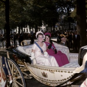 Prinsjesdag, Christina, prinses, Margriet, prinses, Bestanddeelnr 254-7795