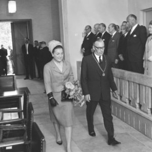 Prinses Margriet opende stadhuis te Oosterbeek, Bestanddeelnr 919-1779