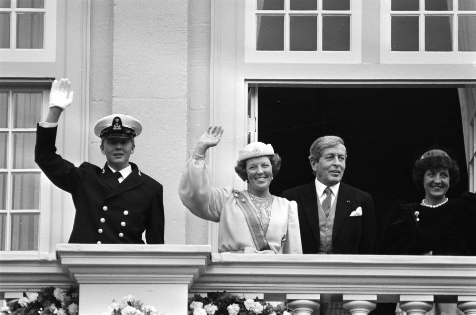 Prinsjesdag 1985, balkonscene, Bestanddeelnr 933-4271
