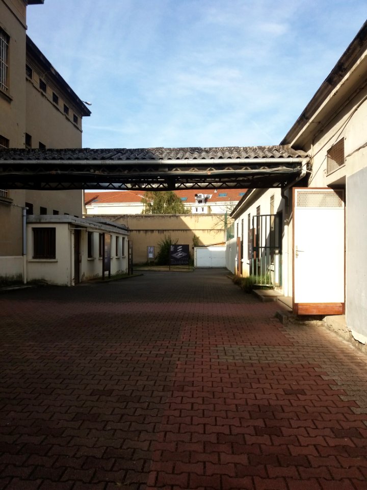 Prison Montluc - Cour administrative - Toiture