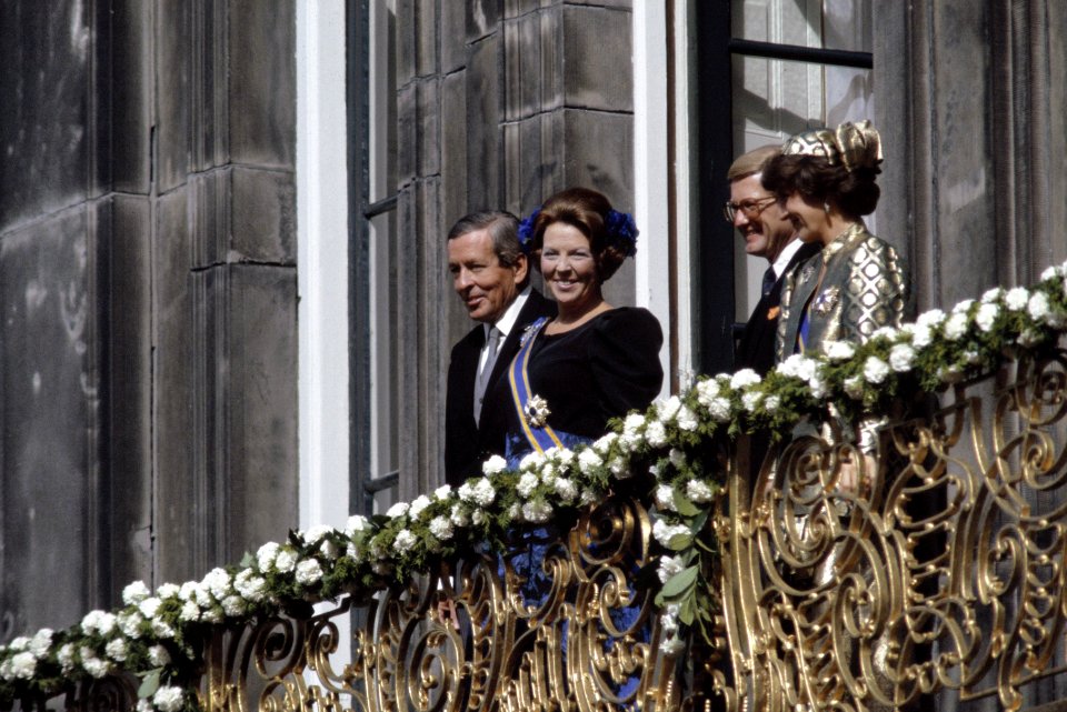 Prinsjesdag Beatrix en Claus (en Margriet en mr. Pieter van Vollenhoven ) op ba, Bestanddeelnr 253-8802