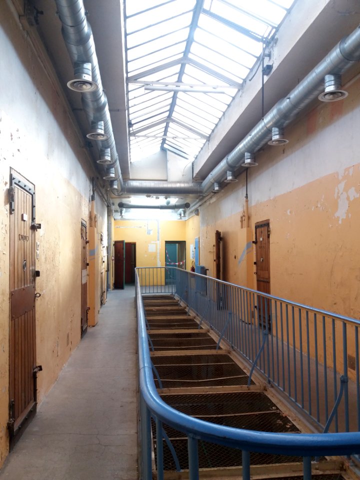 Prison Montluc - Ancienne prison des femmes - Dernier étage 2
