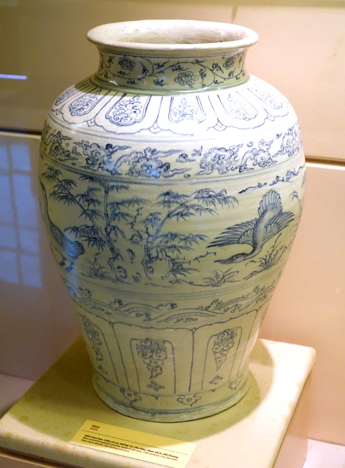 Pot, Chu Dau kiln, Hai Duong province, Early Le dynasty, 15th century AD, blue and white glazed ceramic - National Museum of Vietnamese History - Hanoi, Vietnam - DSC05696