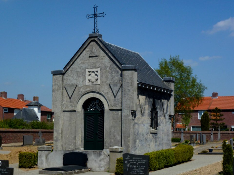 Posterholt (Roerdalen) kerkhofkapel