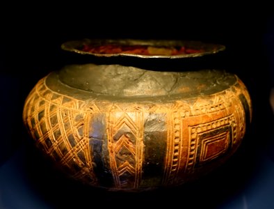 Pot, Alb-Hegau ceramics, 800-650 BC - Landesmuseum Württemberg - Stuttgart, Germany - DSC02788
