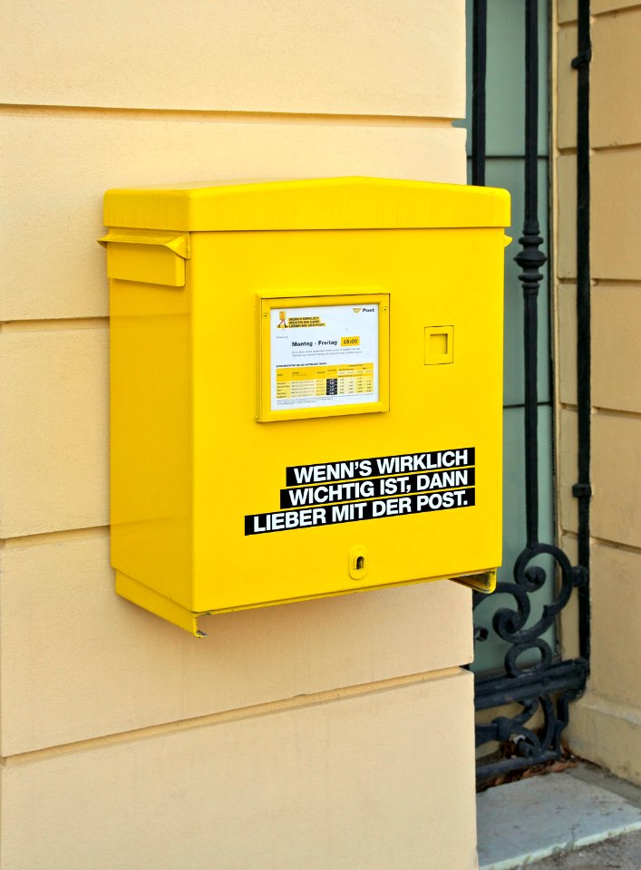 Post box Schönbrunn Vienna