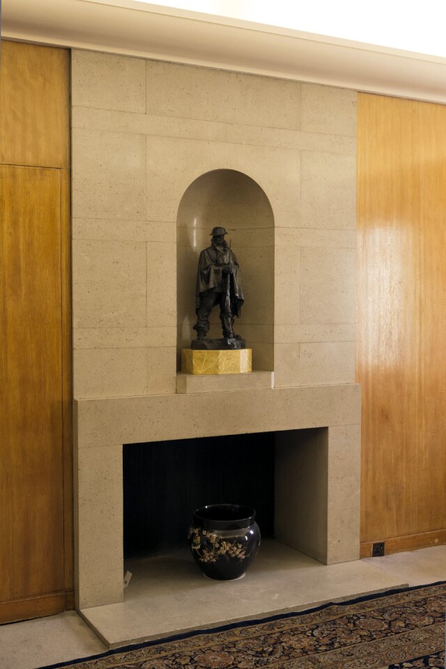 Cautauld family home art deco fire surround bronze statuette ww1 soldier