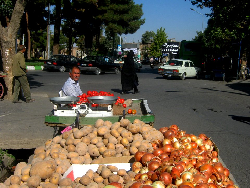 Potato & onion & tomato - cart - Masih st - Nishapur 2