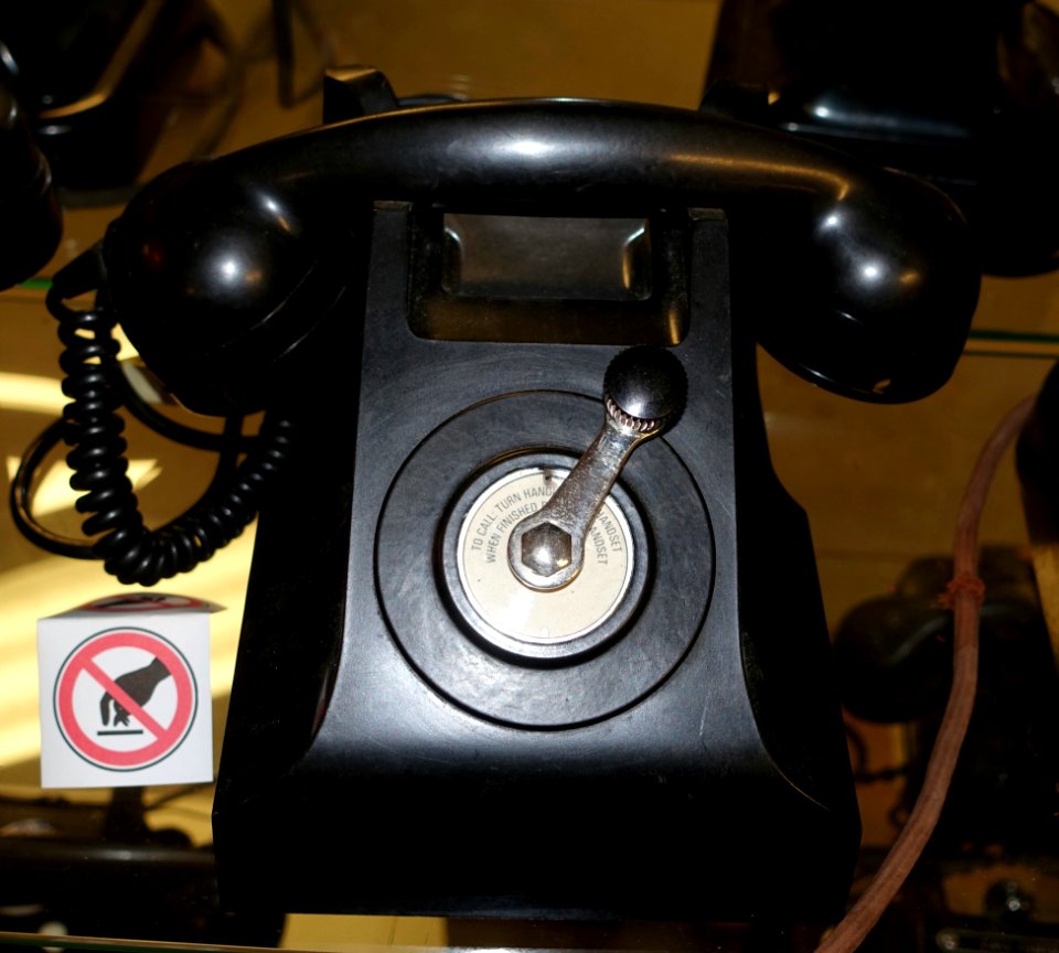Postmaster-General public telephone, Australia - Telephone Museum - Waltham, Massachusetts - DSC08221