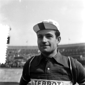 Portretten deelnemers Tour de France , Schmit (LuxemburgOostenrijk), Bestanddeelnr 906-5915