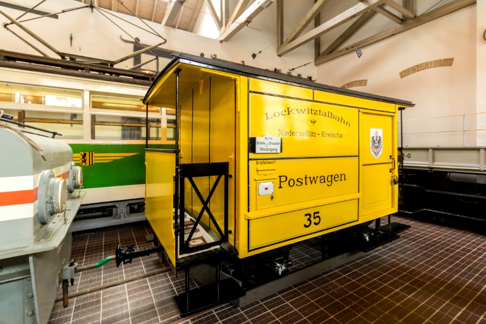 Postwagen Lockwitztalbahn - Straßenbahnmuseum Dresden (4)