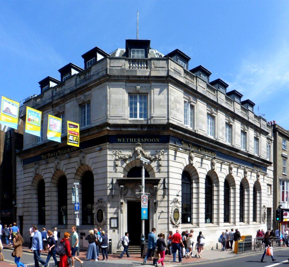 Post and Telegraph pub, 155–158 North Street, Brighton (NHLE Code 1380621) (May 2013) (1)