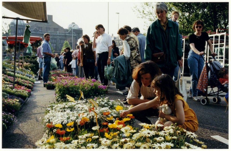Potjesmarkt aan de Raamvest, NL-HlmNHA 54037337