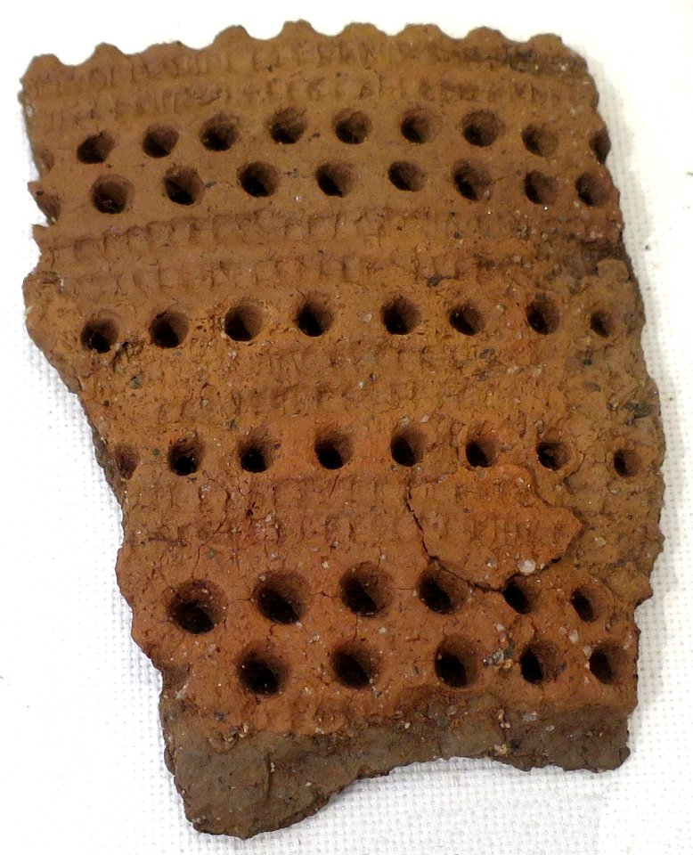 Pot fragment from Bolshaya Muksalma Island, Solovetsky Monastery V