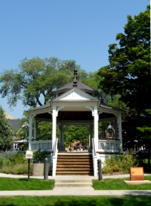 Post Bandstand looking east - 25 August 2012