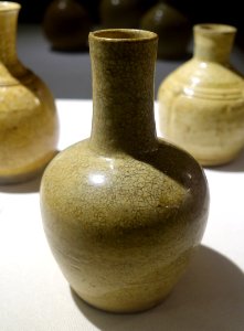 Pot, crackle glaze ceramic - 15th-16th century AD - Vietnam National Museum of Fine Arts - Hanoi, Vietnam - DSC05340