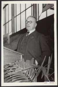 Portretten, redevoeringen, vergaderingen, verenigingen, Red Ambon, Winkelman H.G, Bestanddeelnr 094-0395