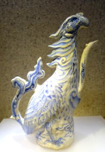 Pot in phoenix shape, Cu Lao Cham shipwreck artifact, Early Le dynasty, 15th century AD, blue and white glazed ceramic - National Museum of Vietnamese History - Hanoi, Vietnam - DSC05410