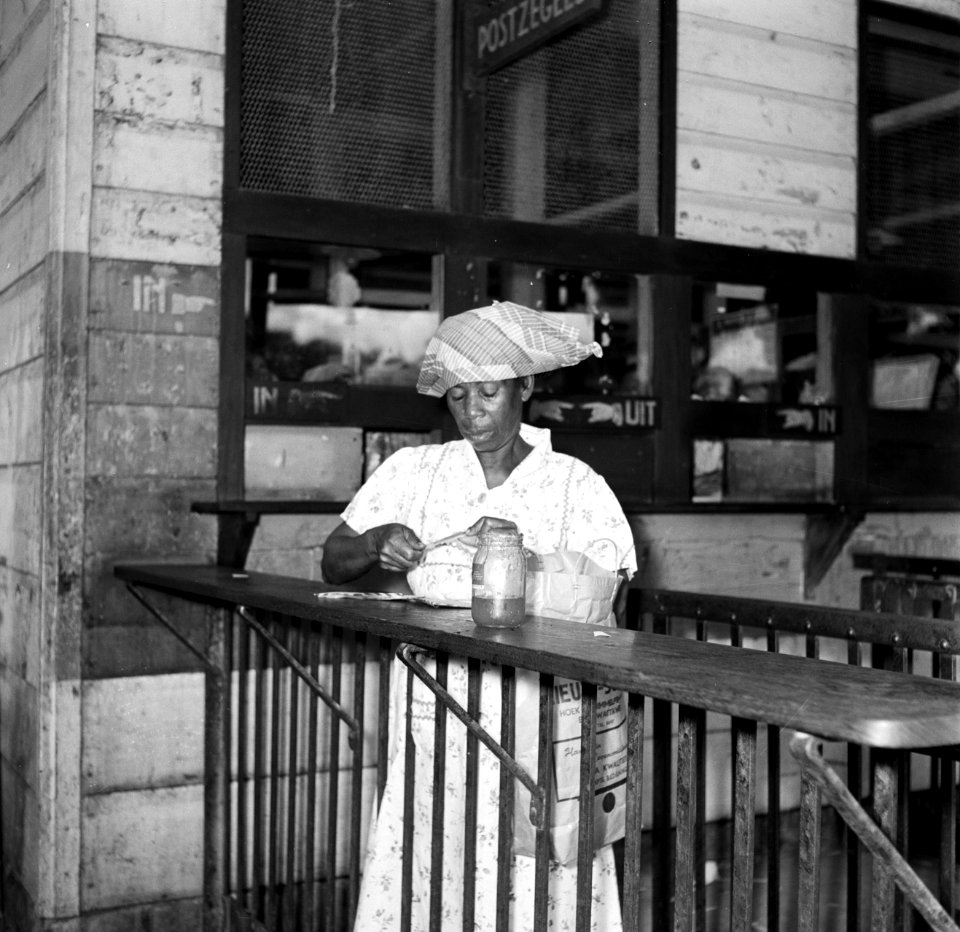Postkantoor in Paramaribo, Bestanddeelnr 252-5223