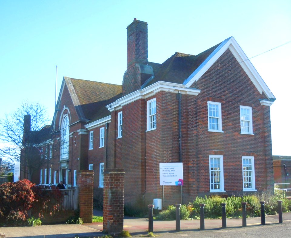 Portslade Town Hall, Victoria Road, Portslade (November 2015) (2)